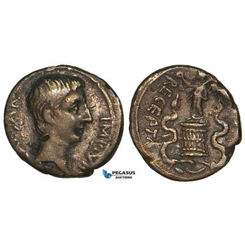 Z59, Roman Empire, Augustus (27 BC - 14 AD) AR Quinarius 29 (1.68g) Ephesus, Victory, VF