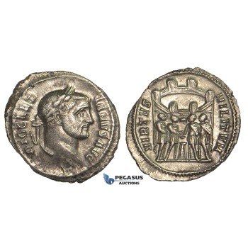 ZD84, Roman Empire, Diocletian (284-305 AD) AR Argenteus (3.01g) Rome, Campgate, VF-EF