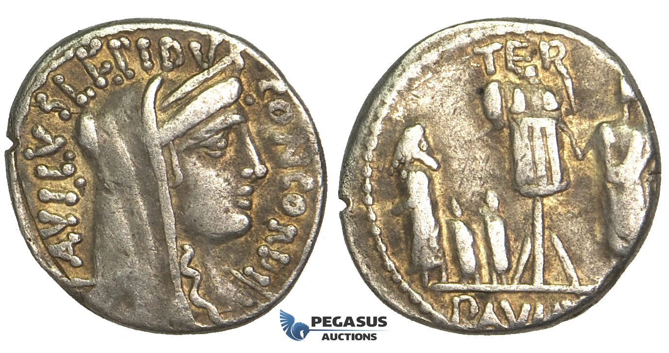 O56, Roman Republic, L. Aemilius Lepidus Paullus (62 BC) AR Denarius (3.76g) Rome, Perseus