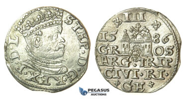 T104, Poland (for Riga) Stefan Bathory, 3 Groschen (Trojak) 1586, Riga, Silver (2.41g) High Grade!